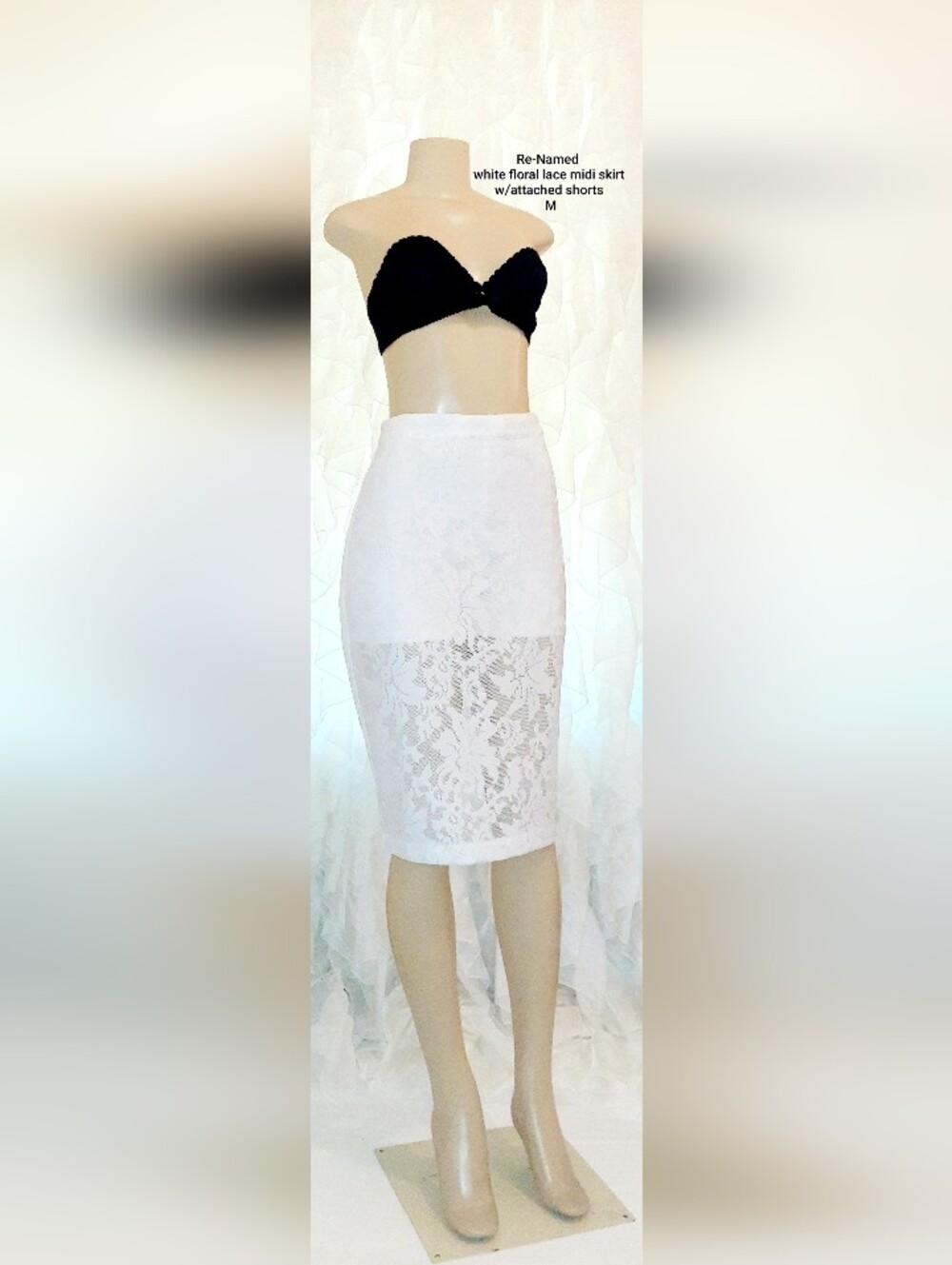 Re-Named White Floral Lace Midi Skirt w/attached shorts M